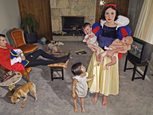 Blanche-Neige et ses enfants Fallen Princesses Dina Goldstein