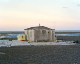 Cabane en Alaska l'été Eirik Johnson