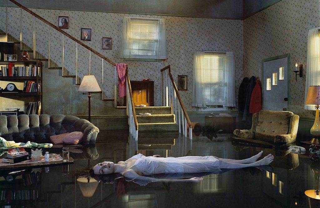 L'envers du décor du rêve américain par le photographe Gregory Crewdson