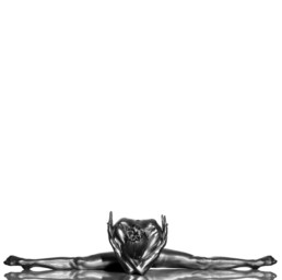Silver : des femmes nues en statues métalliques par le photographe Guido Argentini