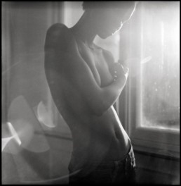 Les portraits de femmes en noir et blanc par Jan Scholz