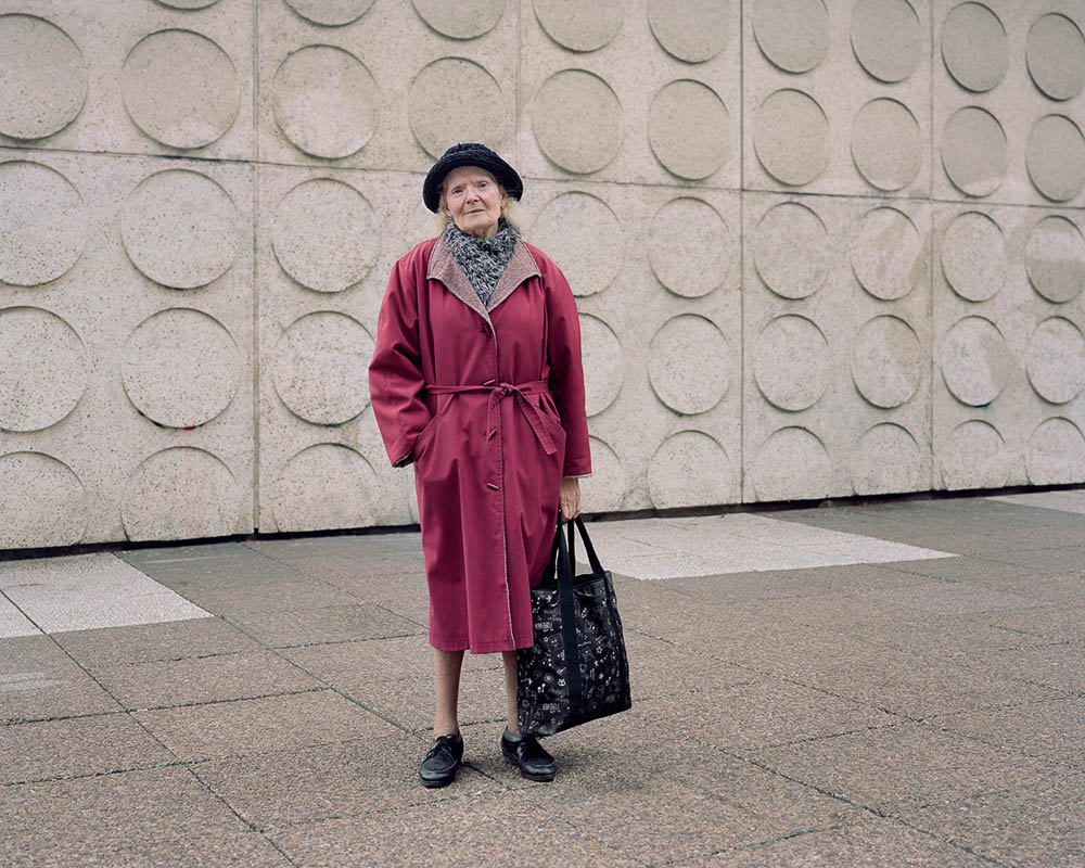 Paulette, 83 ans, Les Damiers, Courbevoie (2015) © Laurent Kronental