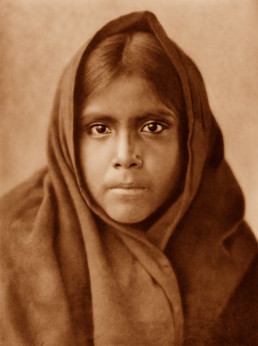 © Edward Curtis – Qahatika Girl, 1907
