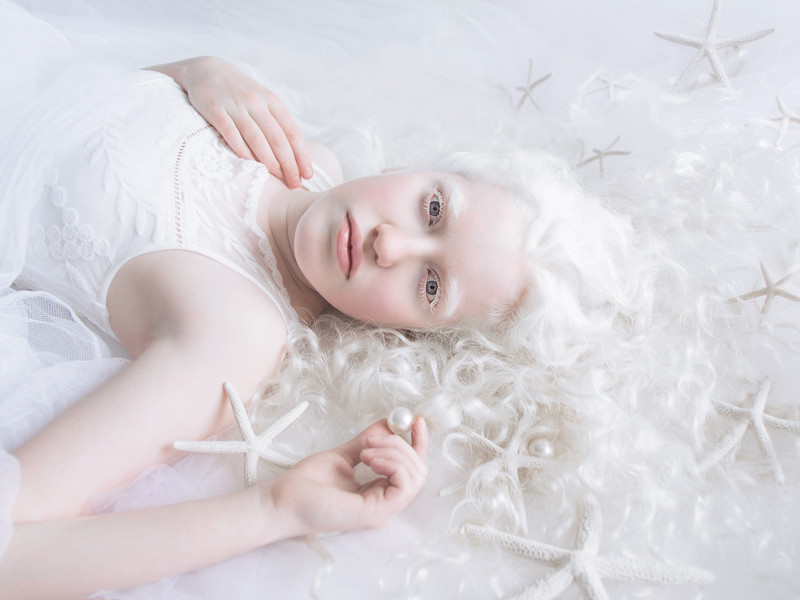 Photo – Yulia Taits, Porcelain Beauty