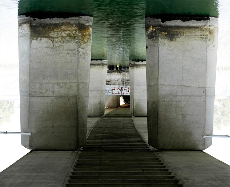 © Floriane de Lassée, Ciels de Seine (Pont de Trinquetaille, Arles)