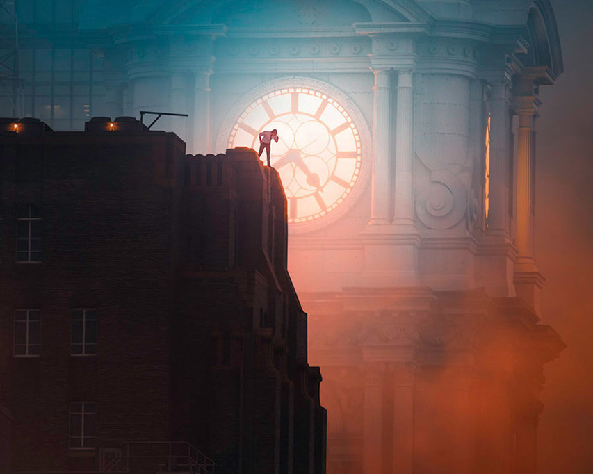 horloge dans la brume par Chris Hytha