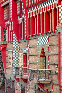 photo architecture, plan serré de la Casa Vicens par David Cardelús