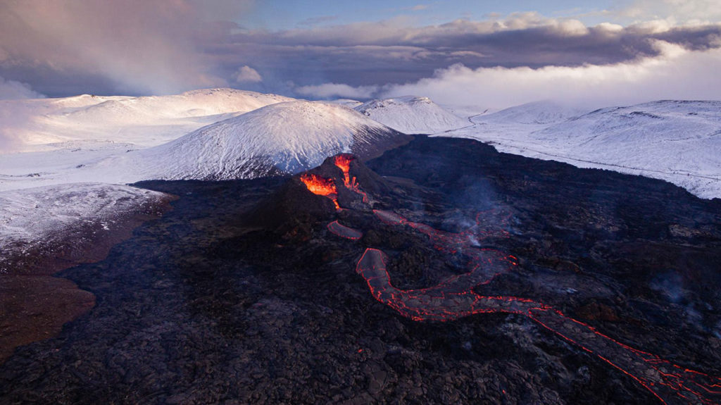 Eruption volcanique en Islande photographiée par Check My Dream