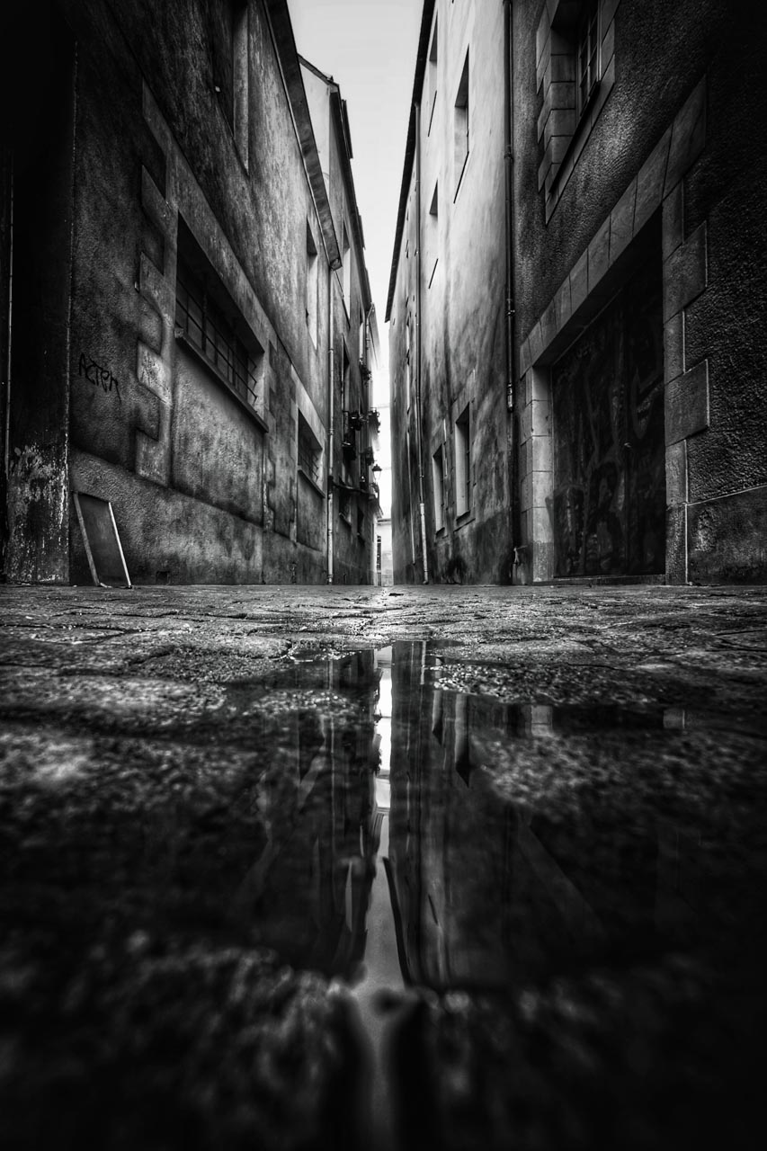 Street photo en noir et blanc par le photographe Jeza