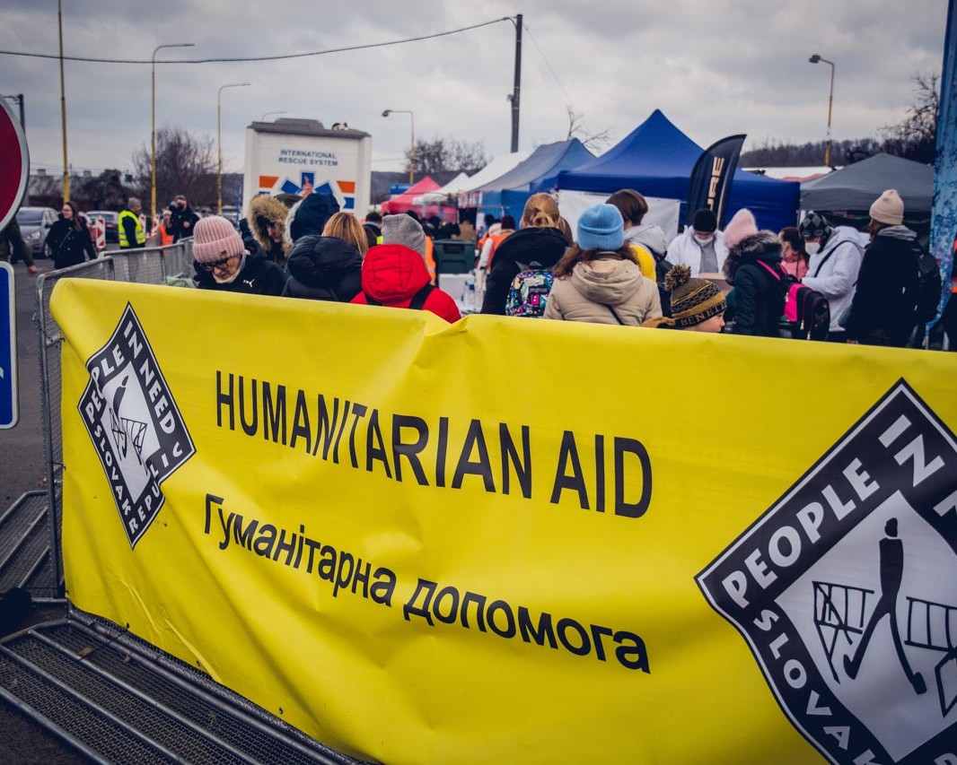 « Ambulance Anti War Convoy »