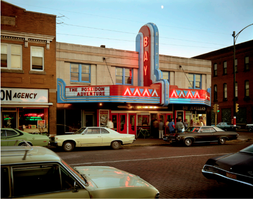 Second Street, Ashland, Wisconsin, July 9, 1973, de la série Uncommon Places, 1973-1986 © Stephen Shore. Courtesy 303 Gallery, New York and Sprüth Magers exposition juin 2024