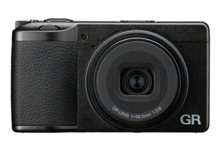 nouveau appareil photo GR IV de Ricoh