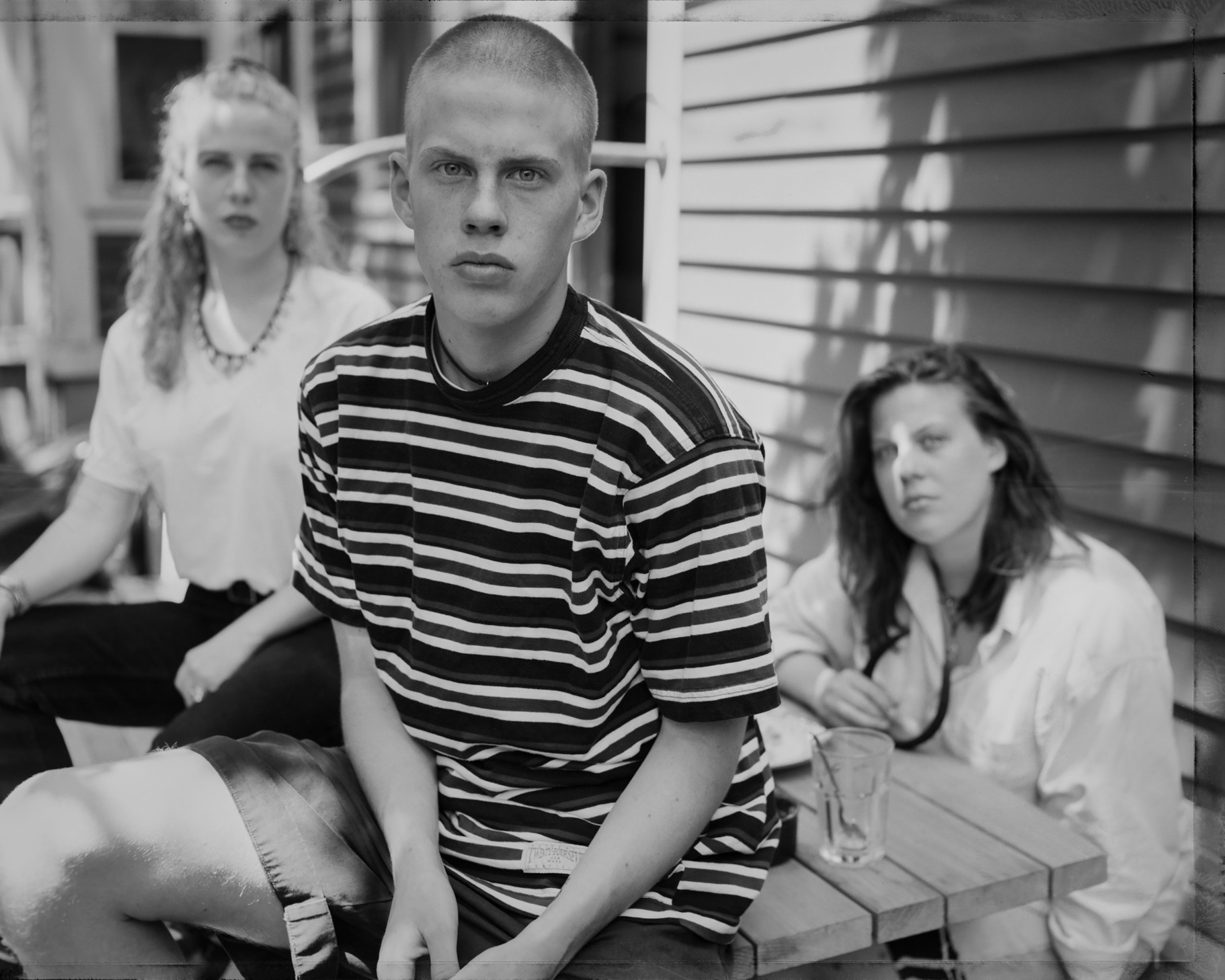 portrait famille, noir et blanc, photographies d'archives, judith black,